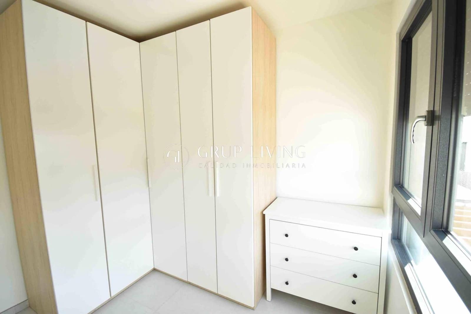 Chalet de 3 habitaciones en Sant Pere de Ribes en alquiler con piscina garaje - 3.500 € (Ref: 9674333)