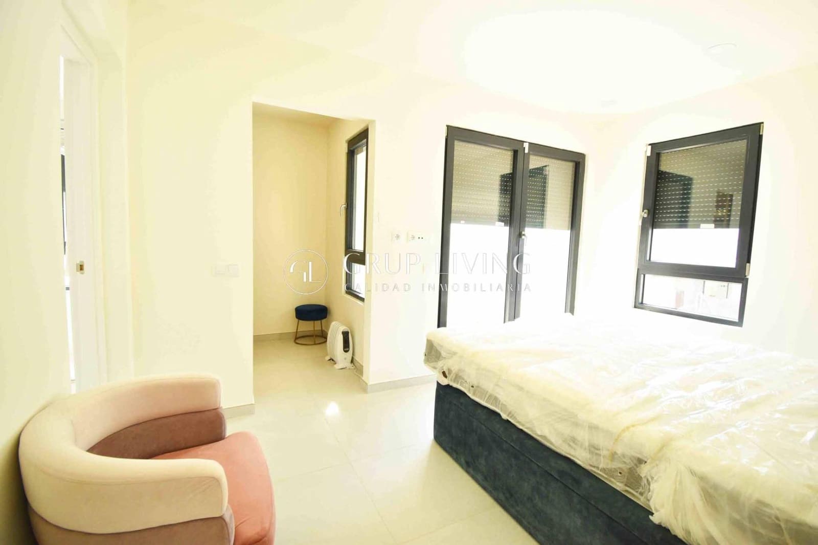 Chalet de 3 habitaciones en Sant Pere de Ribes en alquiler con piscina garaje - 3.500 € (Ref: 9674333)