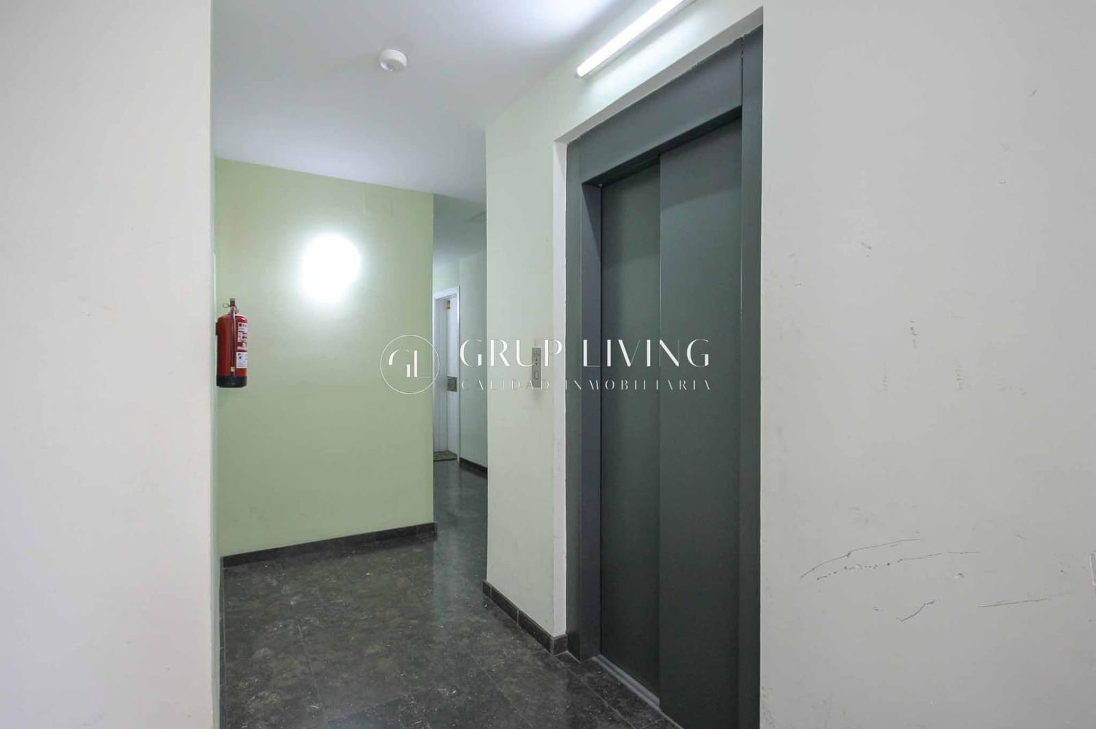 Piso de 2 habitaciones en Barcelona ciudad en venta con garaje - 596.000 € (Ref: 9677576)