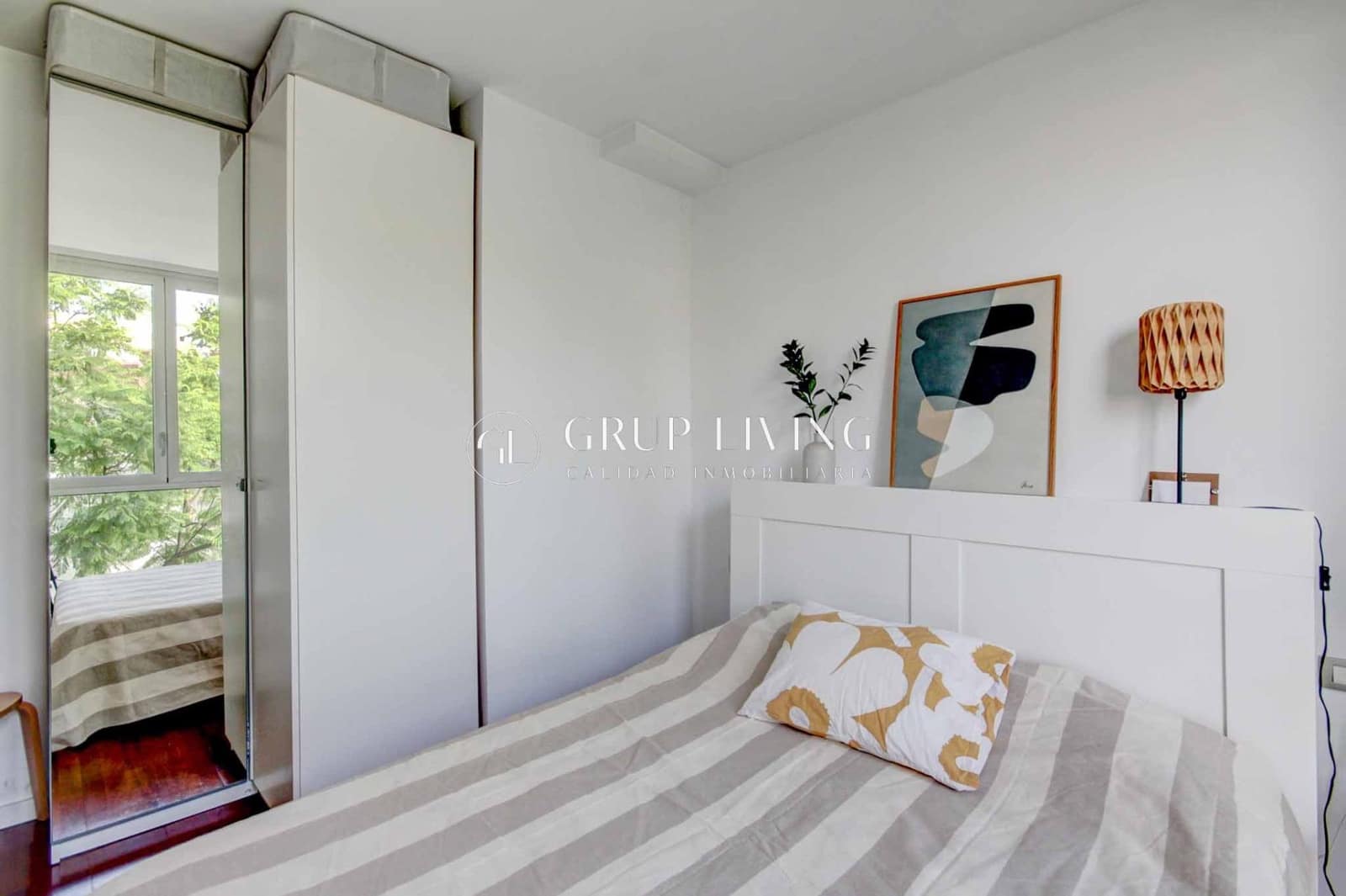 Piso de 2 habitaciones en Barcelona ciudad en venta con garaje - 596.000 € (Ref: 9677576)