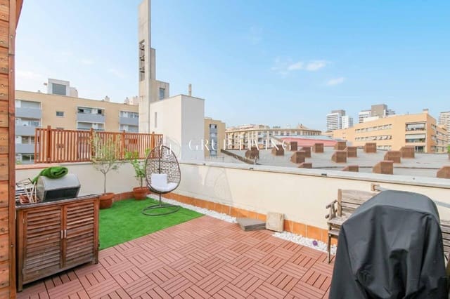 Piso de 2 habitaciones en Diagonal Mar i El Front Marítim del Poblenou, Barcelona ciudad en venta con garaje - 596.000 € (Ref: 9677576)
