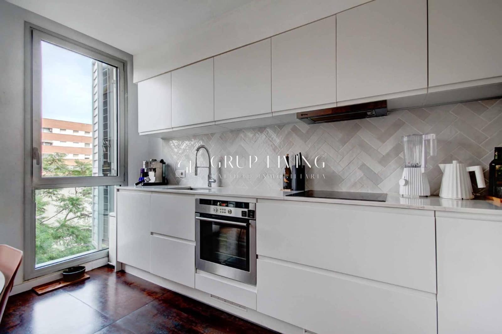 Piso de 2 habitaciones en Barcelona ciudad en venta con garaje - 596.000 € (Ref: 9677576)