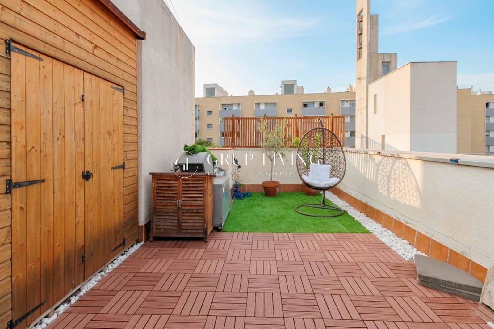 Piso de 2 habitaciones en Barcelona ciudad en venta con garaje - 596.000 € (Ref: 9677576)