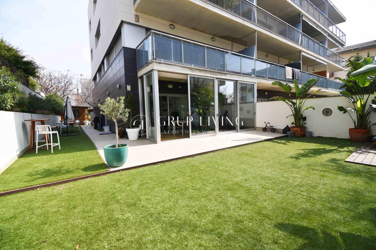 3 Zimmer Wohnung zu verkaufen in Sitges mit Pool Garage - 795.000 € (Ref: 9686548)