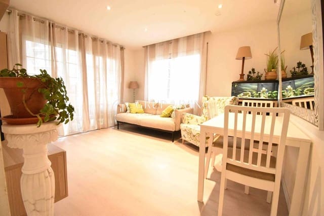 Piso de 3 habitaciones en Sitges en venta - 435.000 € (Ref: 9690707)
