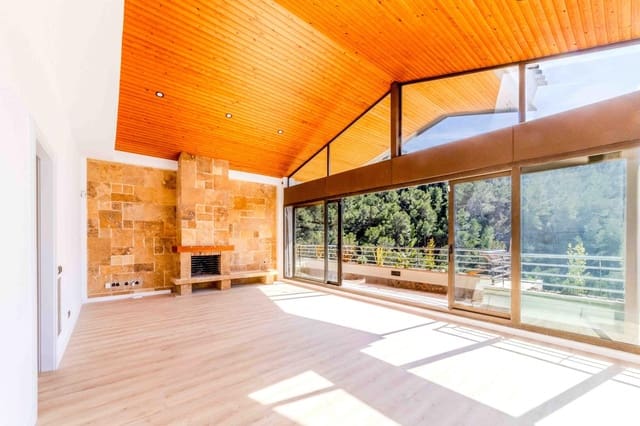 4 sypialnia Willa na sprzedaż w Sitges z basenem garażem - 895 000 € (Ref: 9695444)
