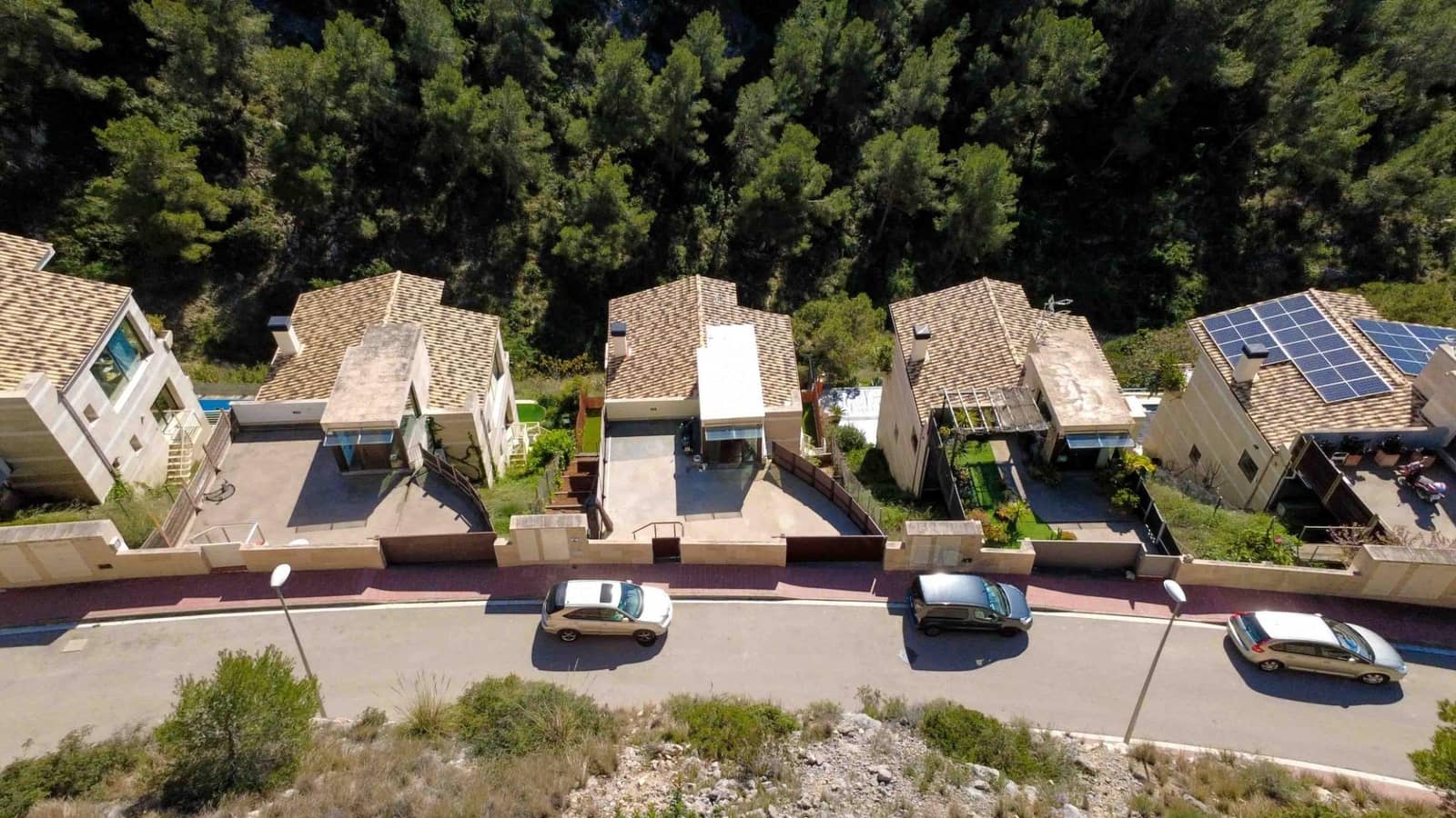 4 Zimmer Villa zu verkaufen in Sitges mit Pool Garage - 895.000 € (Ref: 9695444)