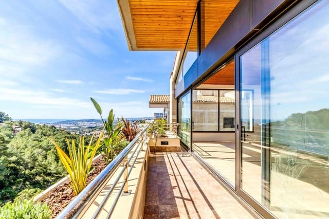 4 sypialnia Willa na sprzedaż w Sitges z basenem garażem - 895 000 € (Ref: 9695444)