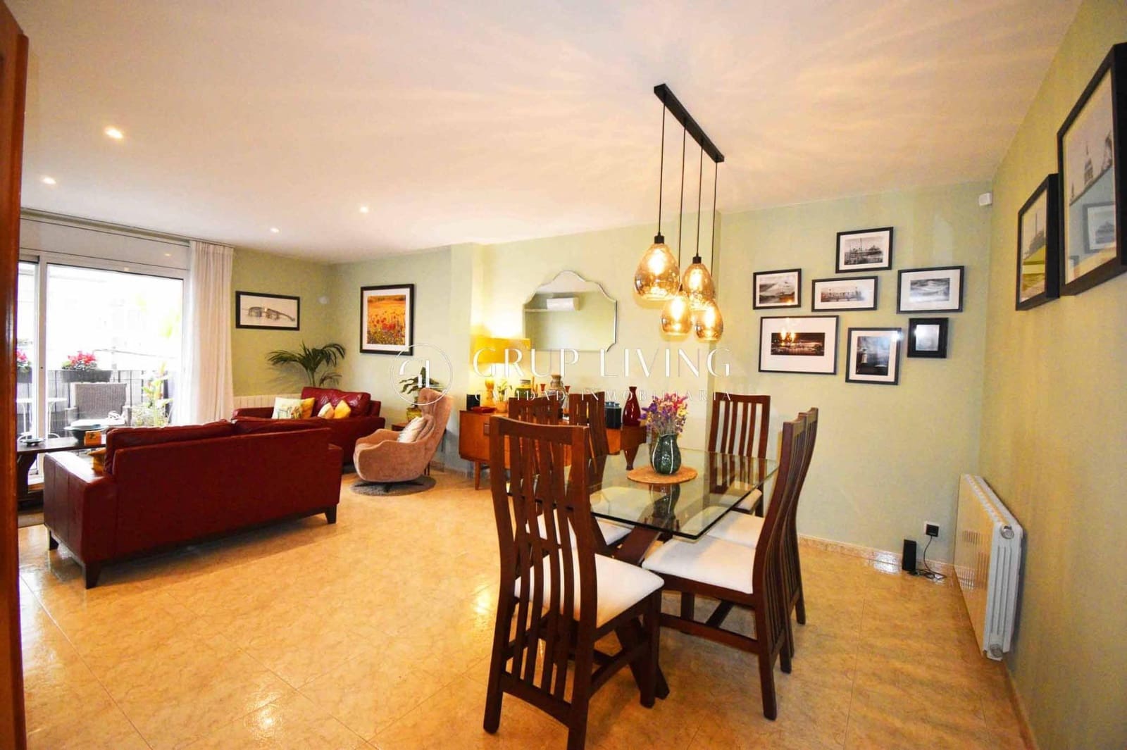 3 bedroom Flat for rent in Sitges - € 1,395 (Ref: 9698882)