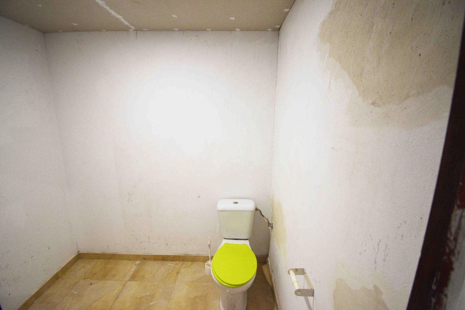 Local Comercial en Sitges en venta - 135.000 € (Ref: 9712079)