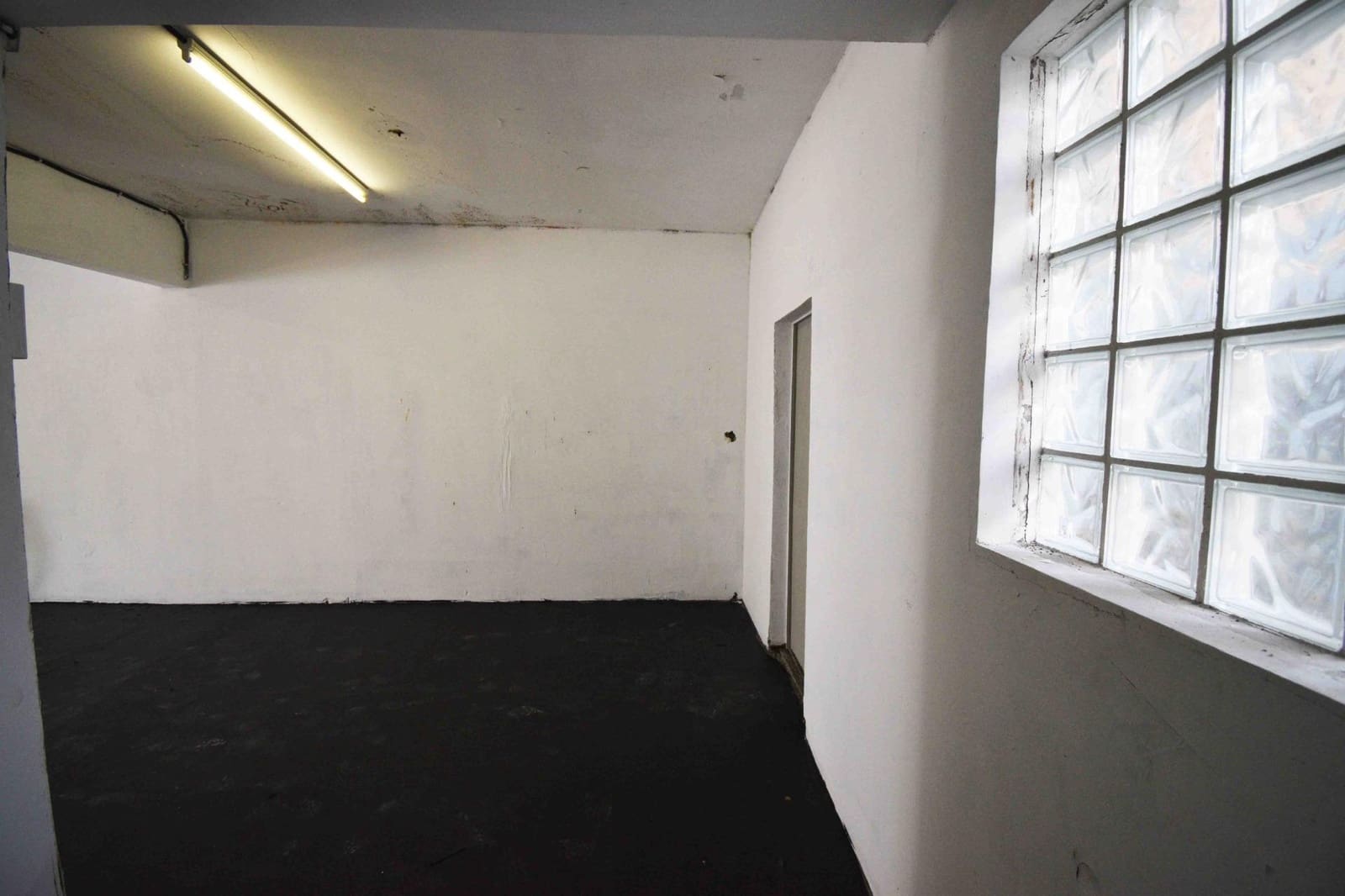 Local Comercial en Sitges en venta - 135.000 € (Ref: 9712079)