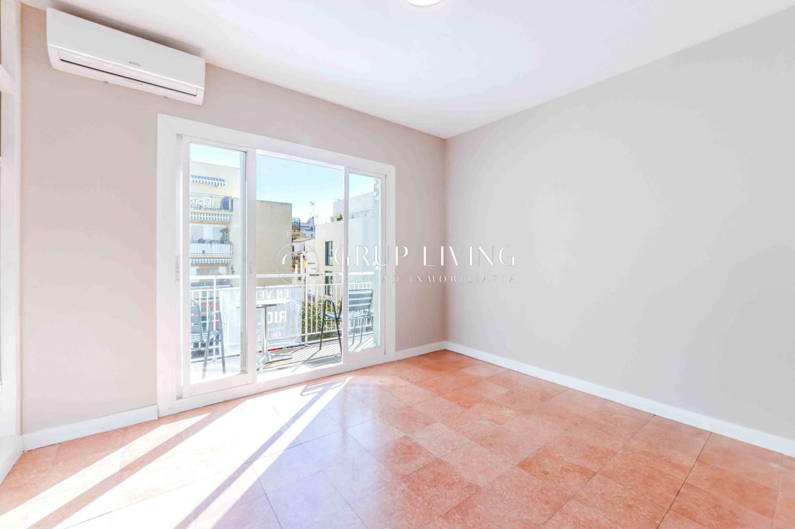 4 Zimmer Wohnung zu verkaufen in Sitges - 735.000 € (Ref: 9735674)