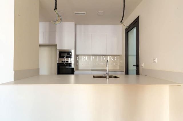 4 soverom Leilighet til leie i Vilanova i la Geltrú med svømmebasseng garasje - € 2 300 (Ref: 9752140)