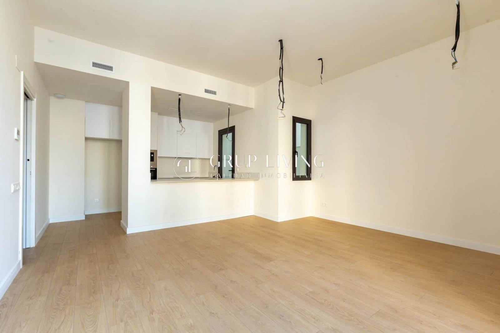 4 bedroom Flat for rent in Vilanova i la Geltru with pool garage - € 2,300 (Ref: 9752140)