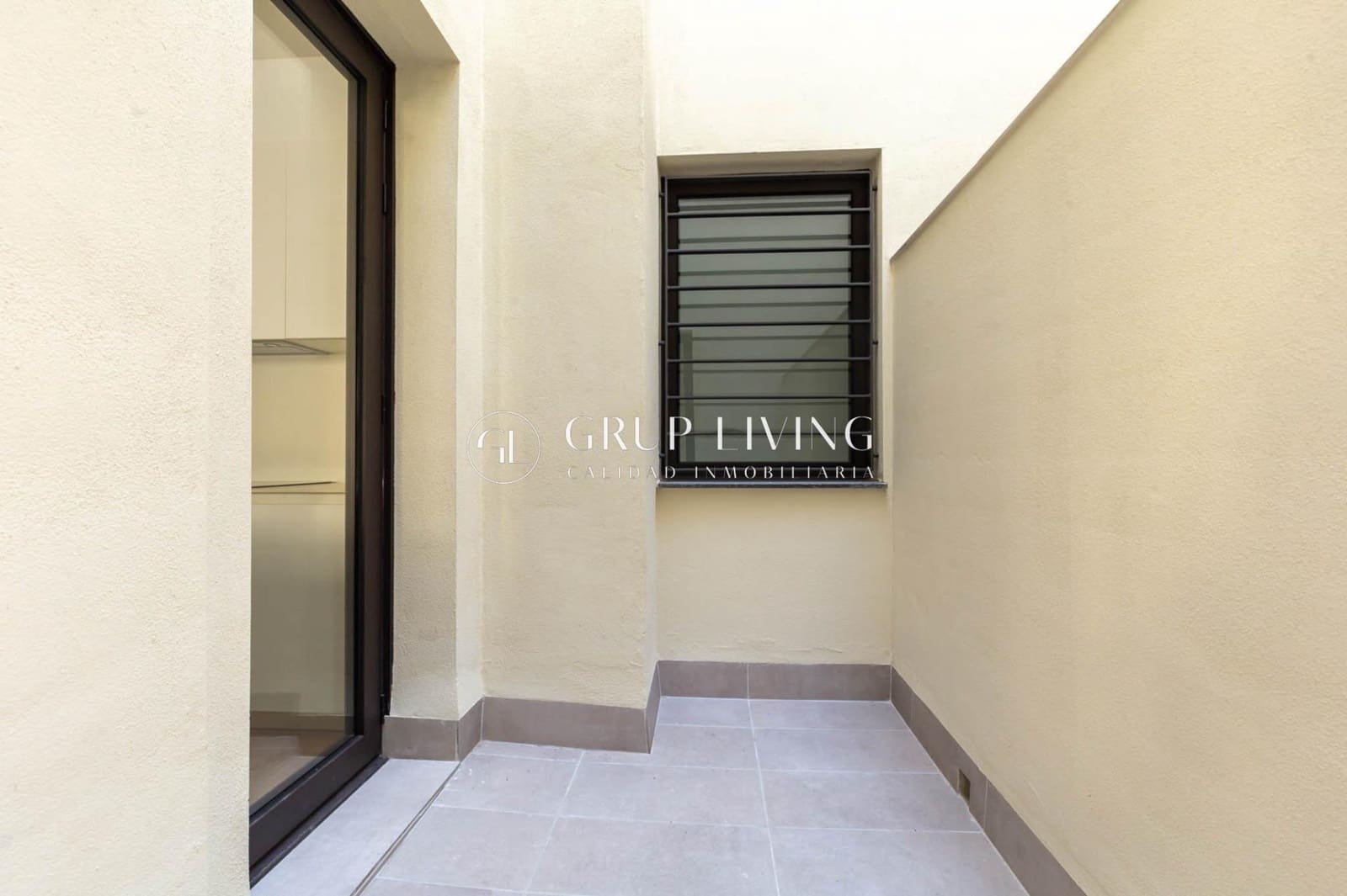 4 bedroom Flat for rent in Vilanova i la Geltru with pool garage - € 2,300 (Ref: 9752140)