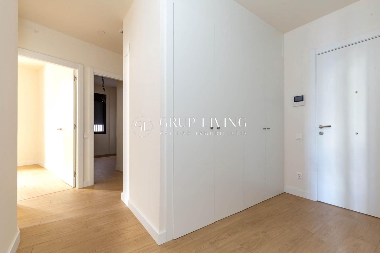 4 bedroom Flat for rent in Vilanova i la Geltru with pool garage - € 2,300 (Ref: 9752140)