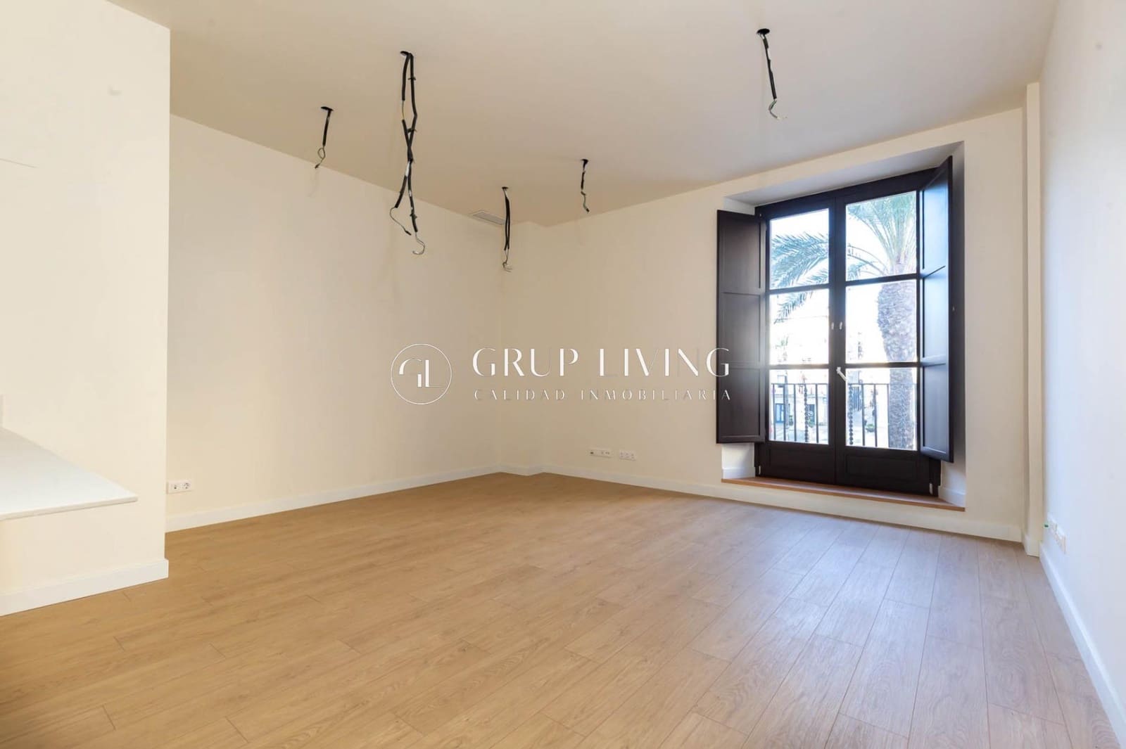 4 bedroom Flat for rent in Vilanova i la Geltru with pool garage - € 2,300 (Ref: 9752140)