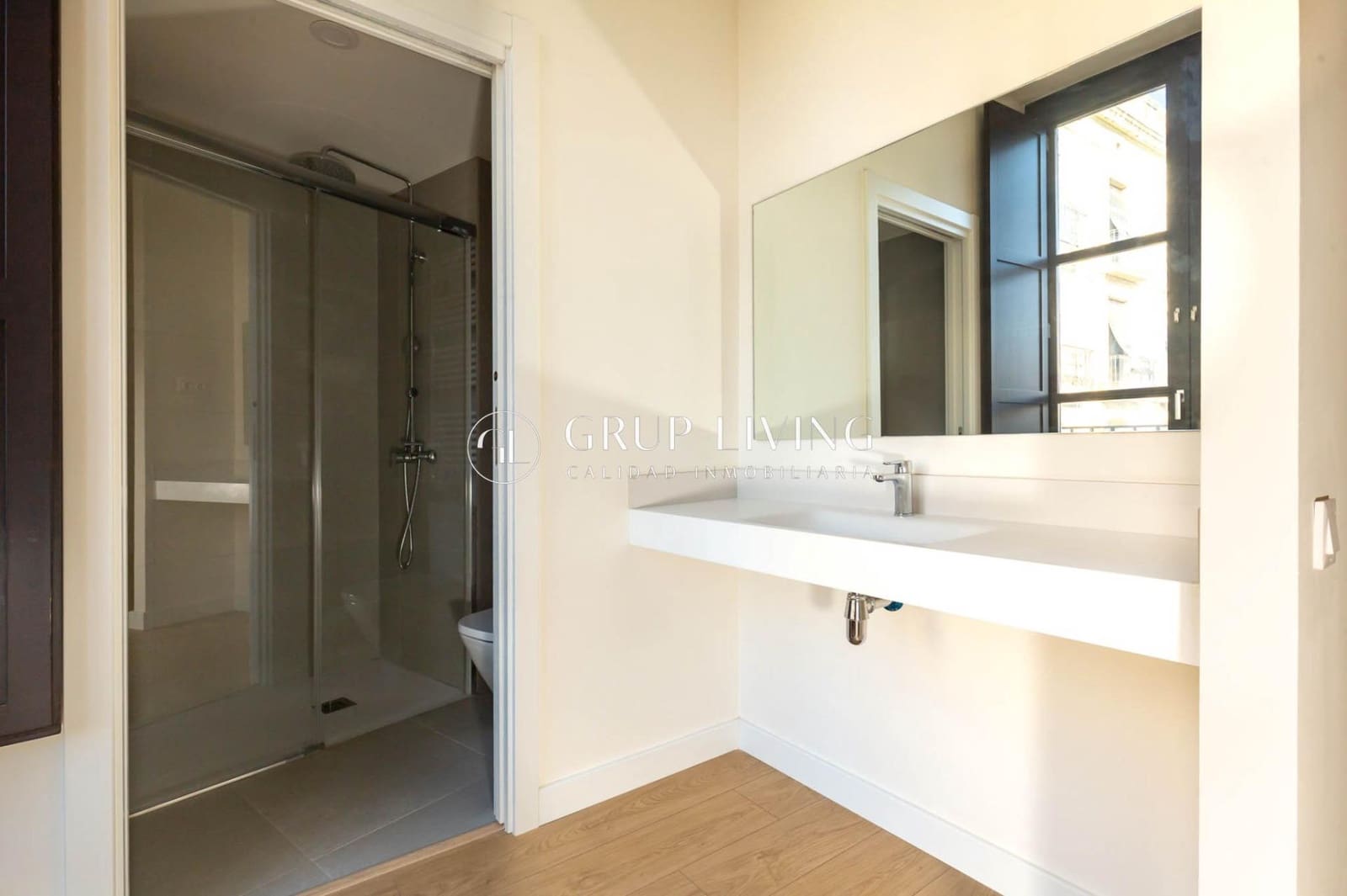 4 bedroom Flat for rent in Vilanova i la Geltru with pool garage - € 2,300 (Ref: 9752140)