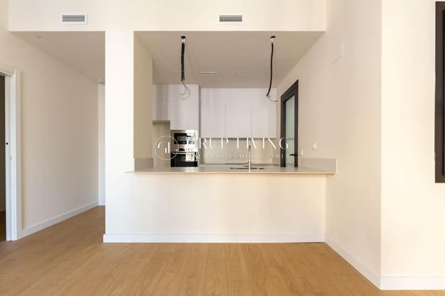 4 soverom Leilighet til leie i Vilanova i la Geltrú med svømmebasseng garasje - € 2 300 (Ref: 9752140)