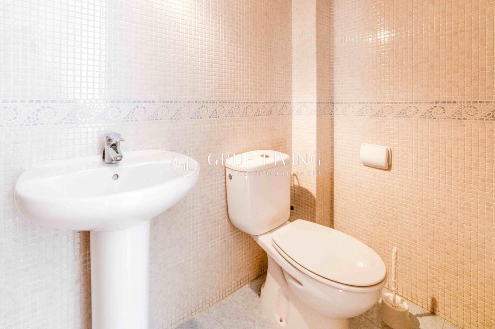 6 slaapkamer Flat te koop in Sant Pere de Ribes met garage - € 498.000 (Ref: 9755820)