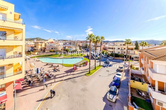 6 slaapkamer Flat te koop in Sant Pere de Ribes met garage - € 498.000 (Ref: 9755820)