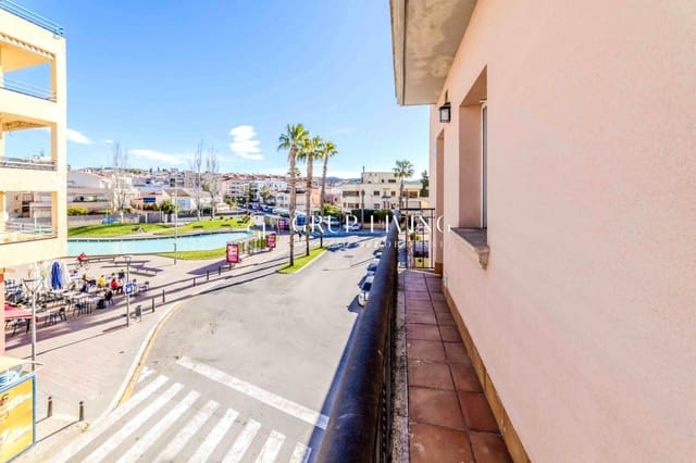 6 slaapkamer Flat te koop in Sant Pere de Ribes met garage - € 498.000 (Ref: 9755820)