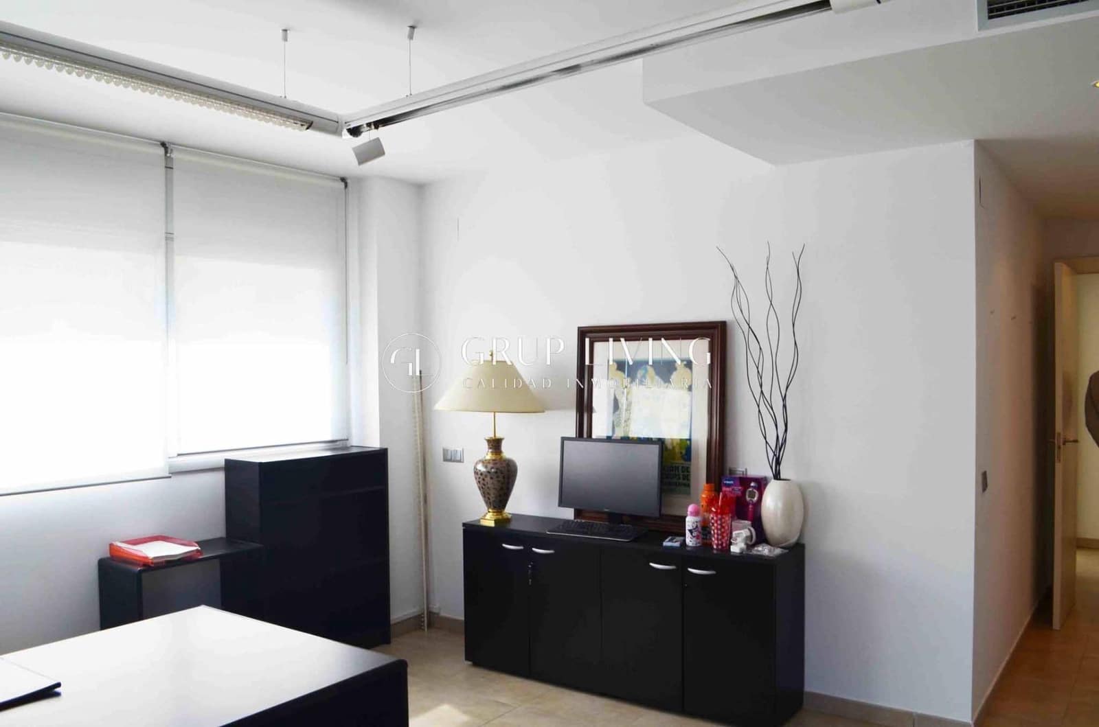 Kaupallinen vuokrattavana paikassa Sitges mukana 
autotalli - 1 500 € (Ref: 9759071)