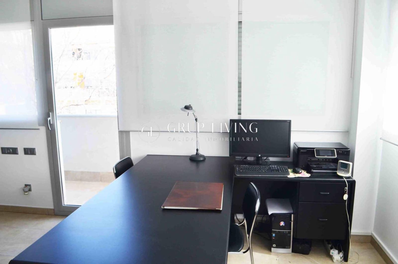 Kaupallinen vuokrattavana paikassa Sitges mukana 
autotalli - 1 500 € (Ref: 9759071)