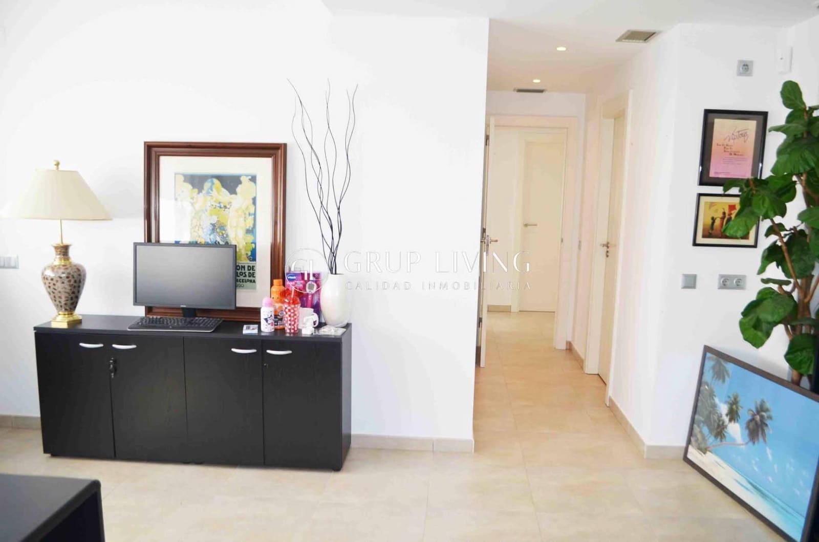 Kaupallinen vuokrattavana paikassa Sitges mukana 
autotalli - 1 500 € (Ref: 9759071)