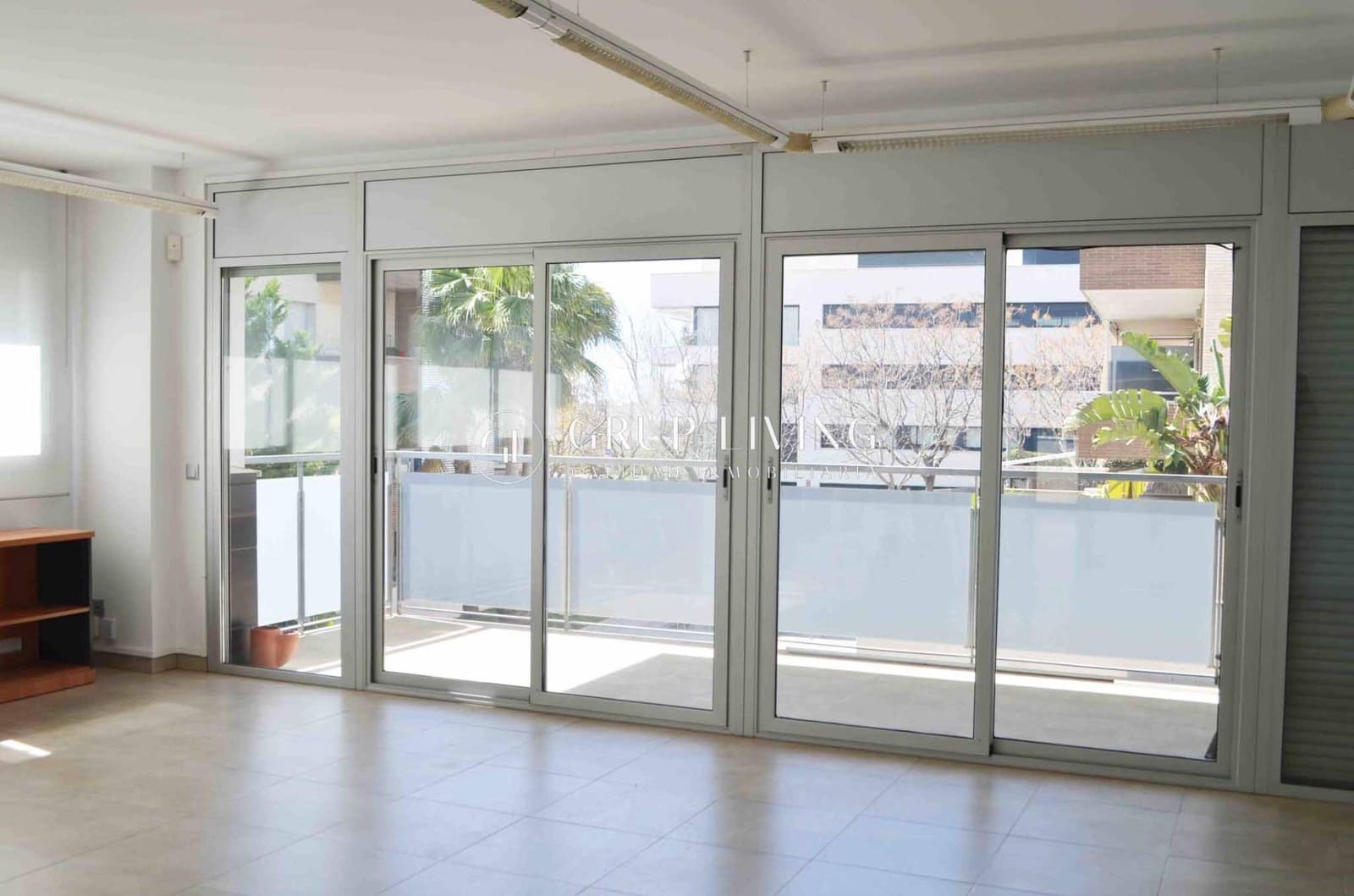 Kaupallinen vuokrattavana paikassa Sitges mukana 
autotalli - 1 500 € (Ref: 9759071)