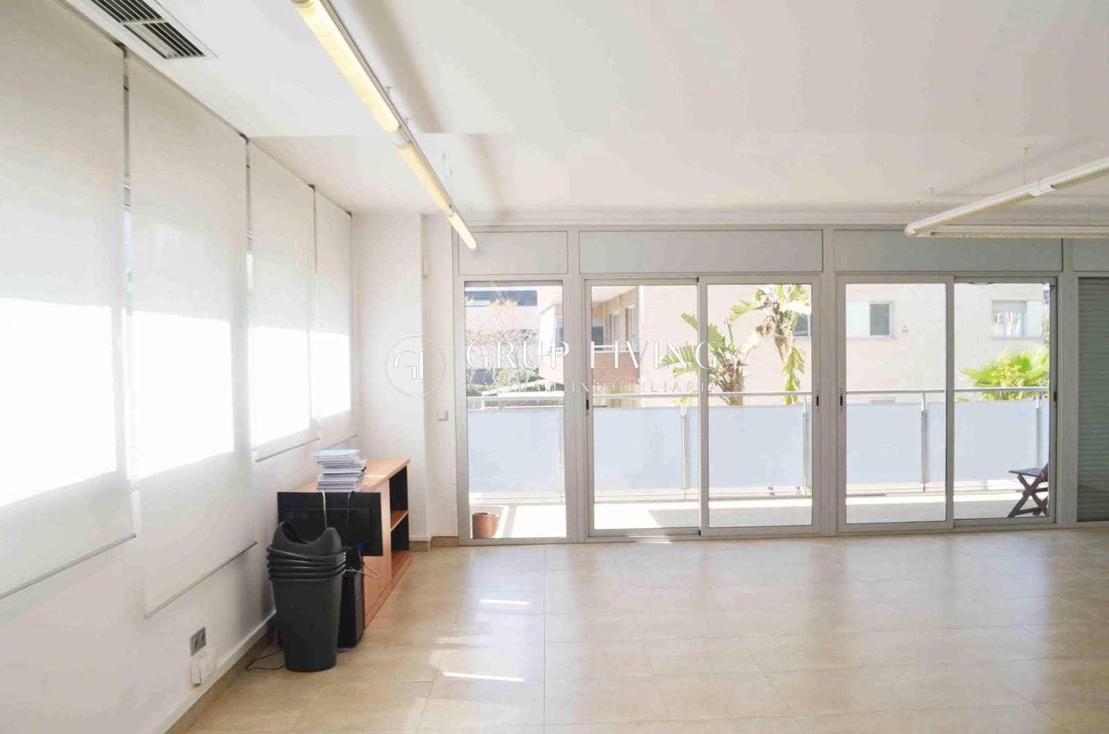 Kaupallinen vuokrattavana paikassa Sitges mukana 
autotalli - 1 500 € (Ref: 9759071)