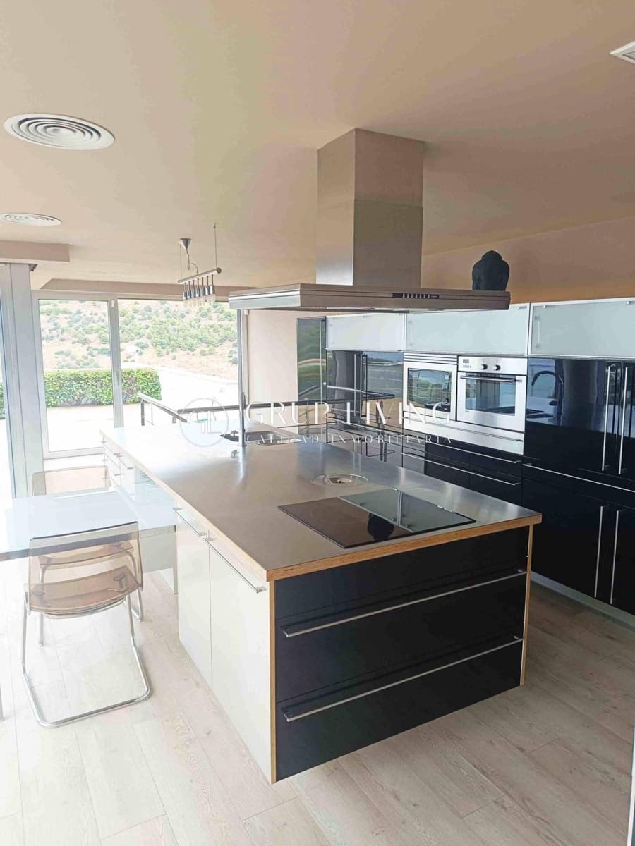 4 sypialnia Willa do wynajęcia w Les Botigues de Sitges z basenem garażem - 12 000 € (Ref: 9762075)