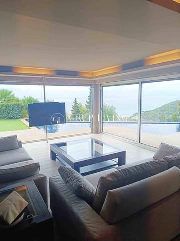 4 sypialnia Willa do wynajęcia w Les Botigues de Sitges, Sitges z basenem garażem - 12 000 € (Ref: 9762075)