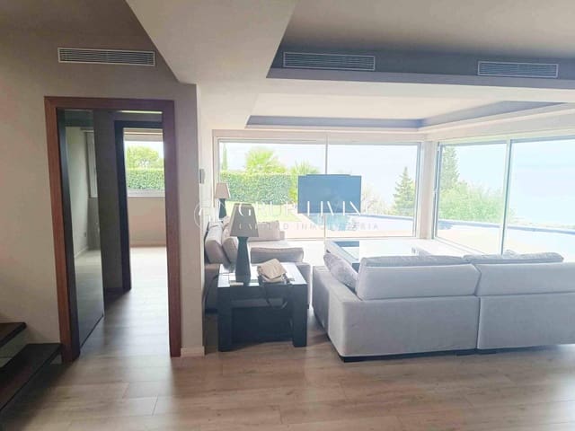 4 sypialnia Willa do wynajęcia w Les Botigues de Sitges, Sitges z basenem garażem - 12 000 € (Ref: 9762075)