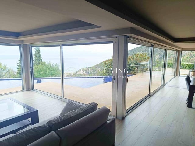 4 sypialnia Willa do wynajęcia w Les Botigues de Sitges, Sitges z basenem garażem - 12 000 € (Ref: 9762075)