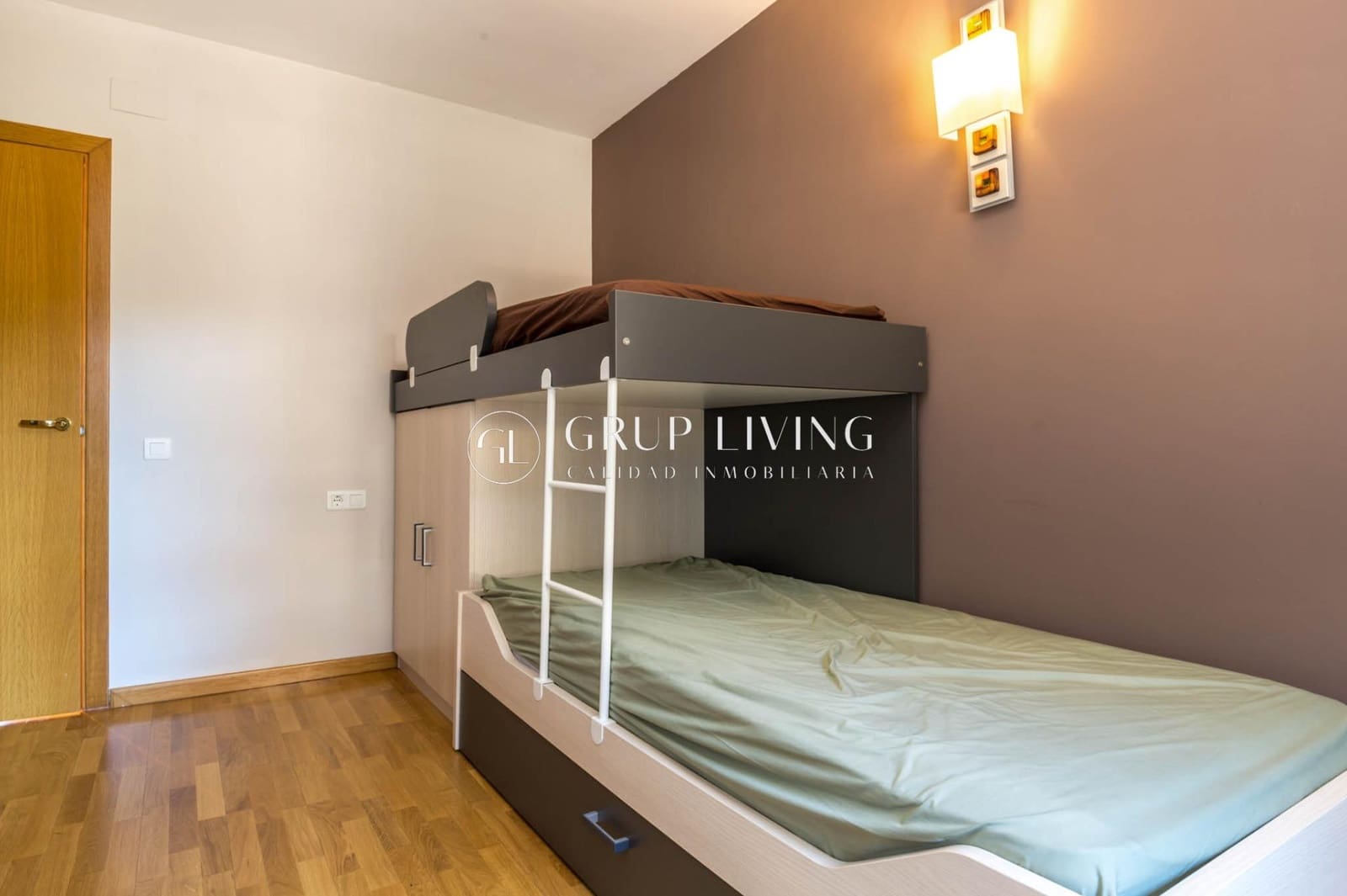 3 slaapkamer Flat te huur in Sitges met garage - € 1.723 (Ref: 9773180)