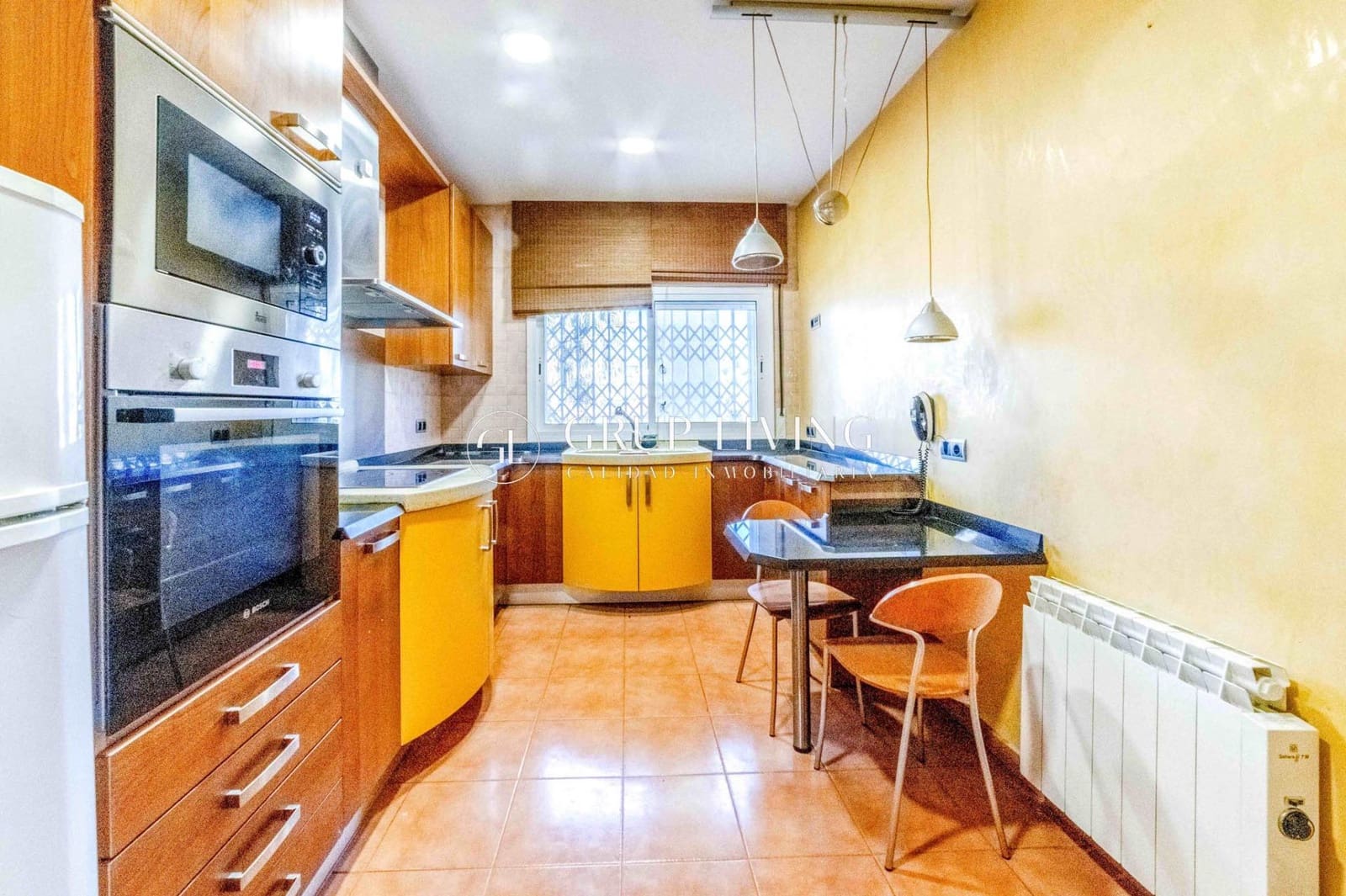 6 soveværelse Villa til salg i Sitges med swimmingpool garage - € 900.000 (Ref: 9780687)