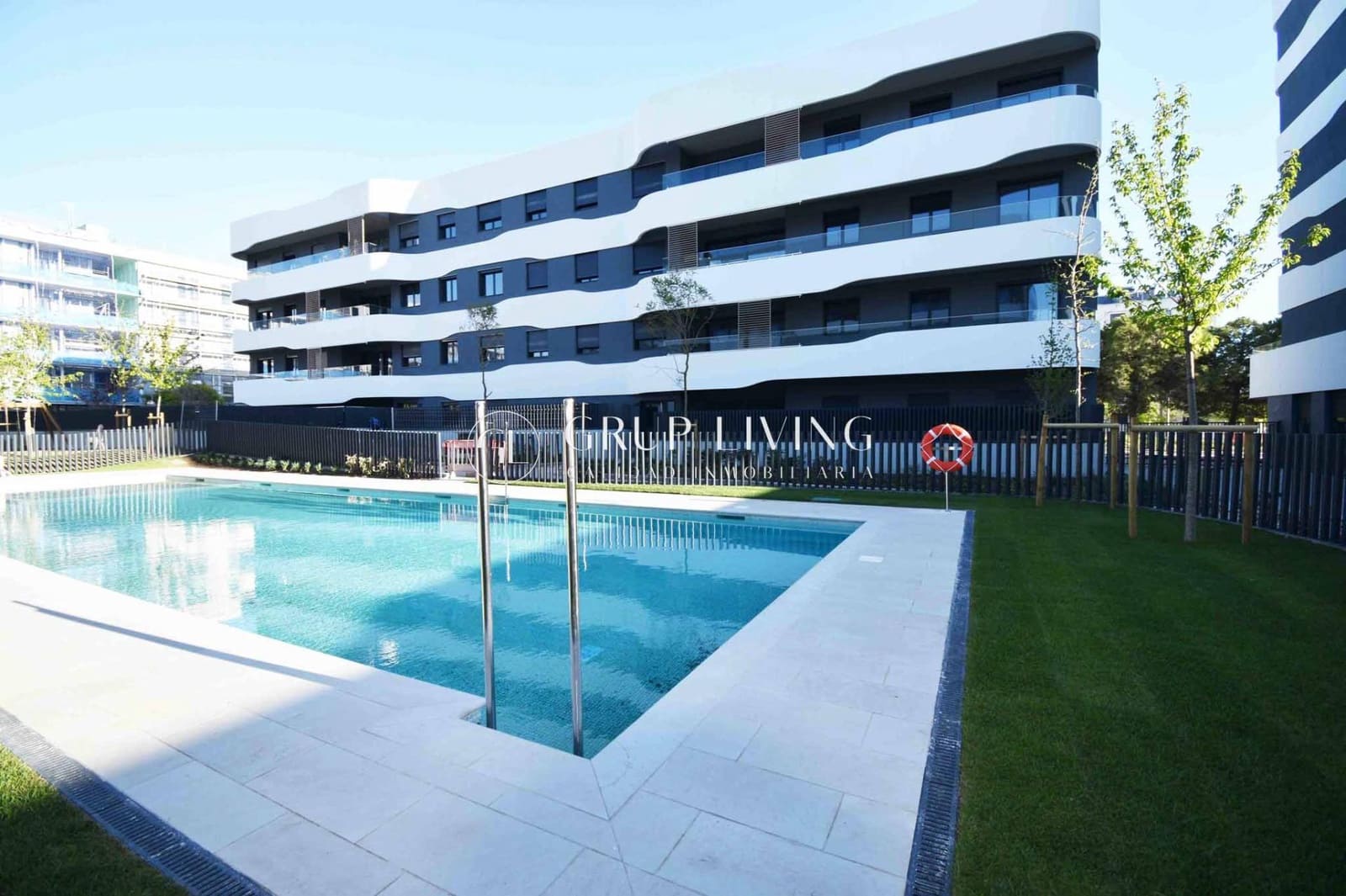 2 bedroom Flat for rent in Sant Pere de Ribes with pool garage - € 1,900 (Ref: 9784970)