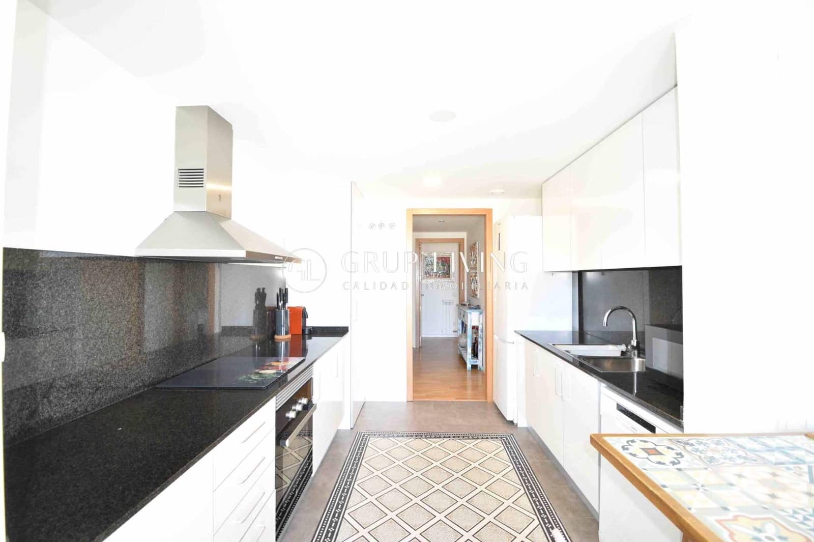 2 sovrum Lägenhet att hyra i Cubelles med pool garage - 2 800 € (Ref: 9788499)