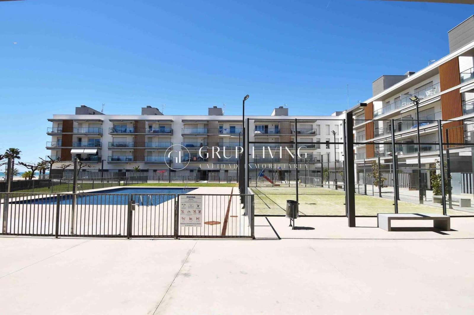 2 sovrum Lägenhet att hyra i Cubelles med pool garage - 2 800 € (Ref: 9788499)