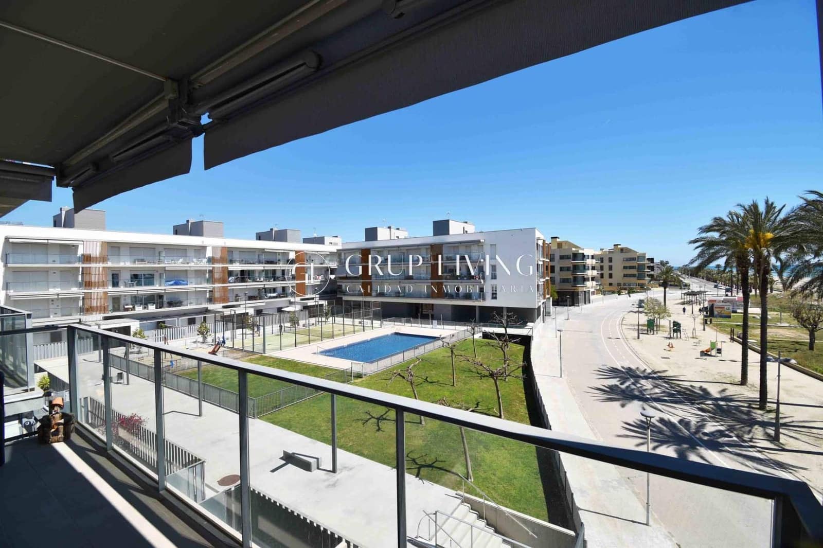 2 sovrum Lägenhet att hyra i Cubelles med pool garage - 2 800 € (Ref: 9788499)