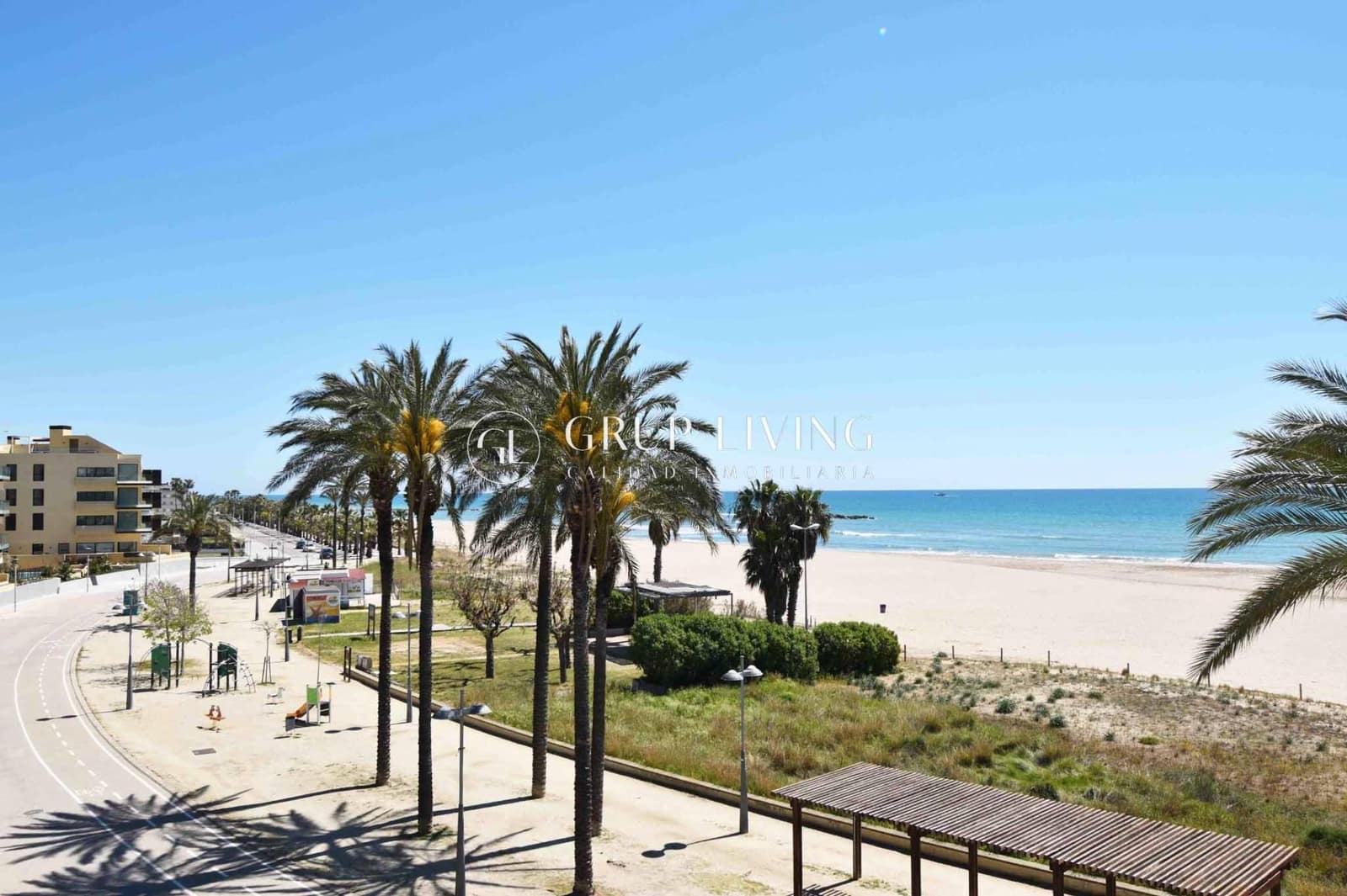 2 sovrum Lägenhet att hyra i Cubelles med pool garage - 2 800 € (Ref: 9788499)