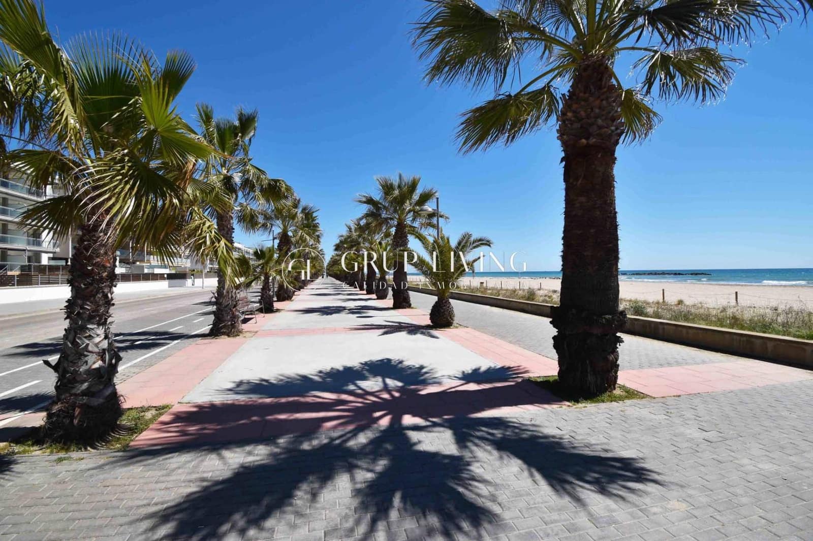 2 sovrum Lägenhet att hyra i Cubelles med pool garage - 2 800 € (Ref: 9788499)