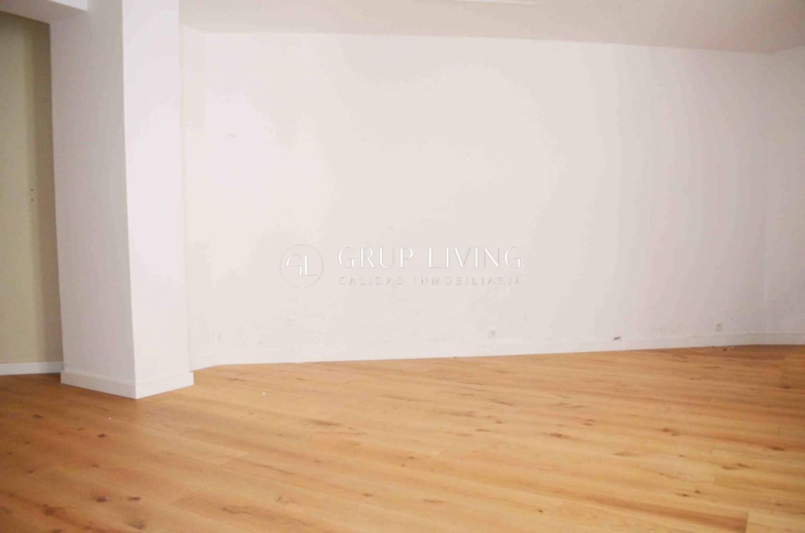 Kommersiell att hyra i Sitges - 950 € (Ref: 9808074)