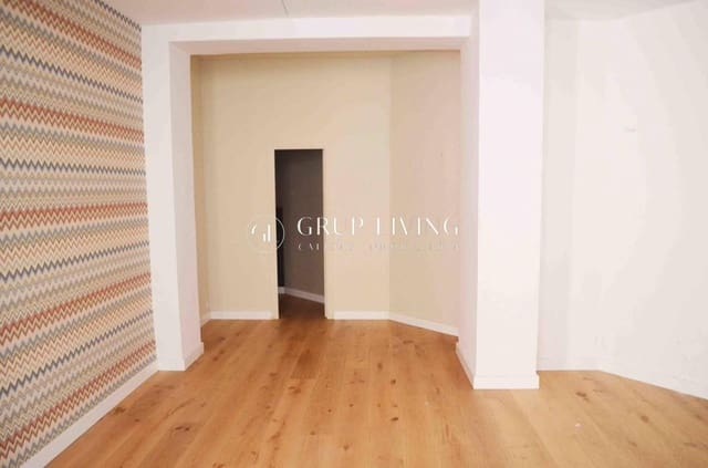 Kommersiell att hyra i Sitges - 950 € (Ref: 9808074)