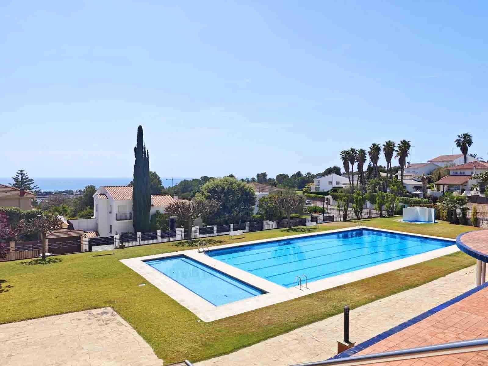 1 soveværelse Lejlighed til salg i Sitges med swimmingpool - € 297.000 (Ref: 9817987)