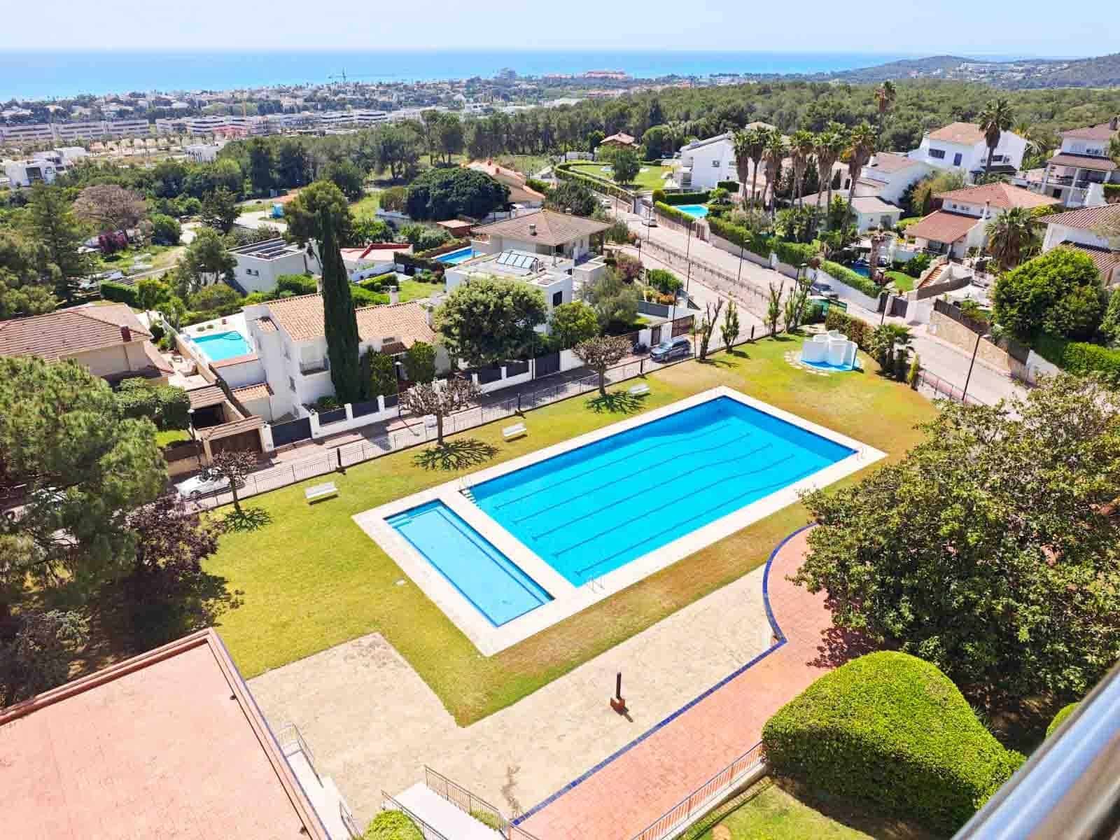 1 soveværelse Lejlighed til salg i Sitges med swimmingpool - € 297.000 (Ref: 9817987)