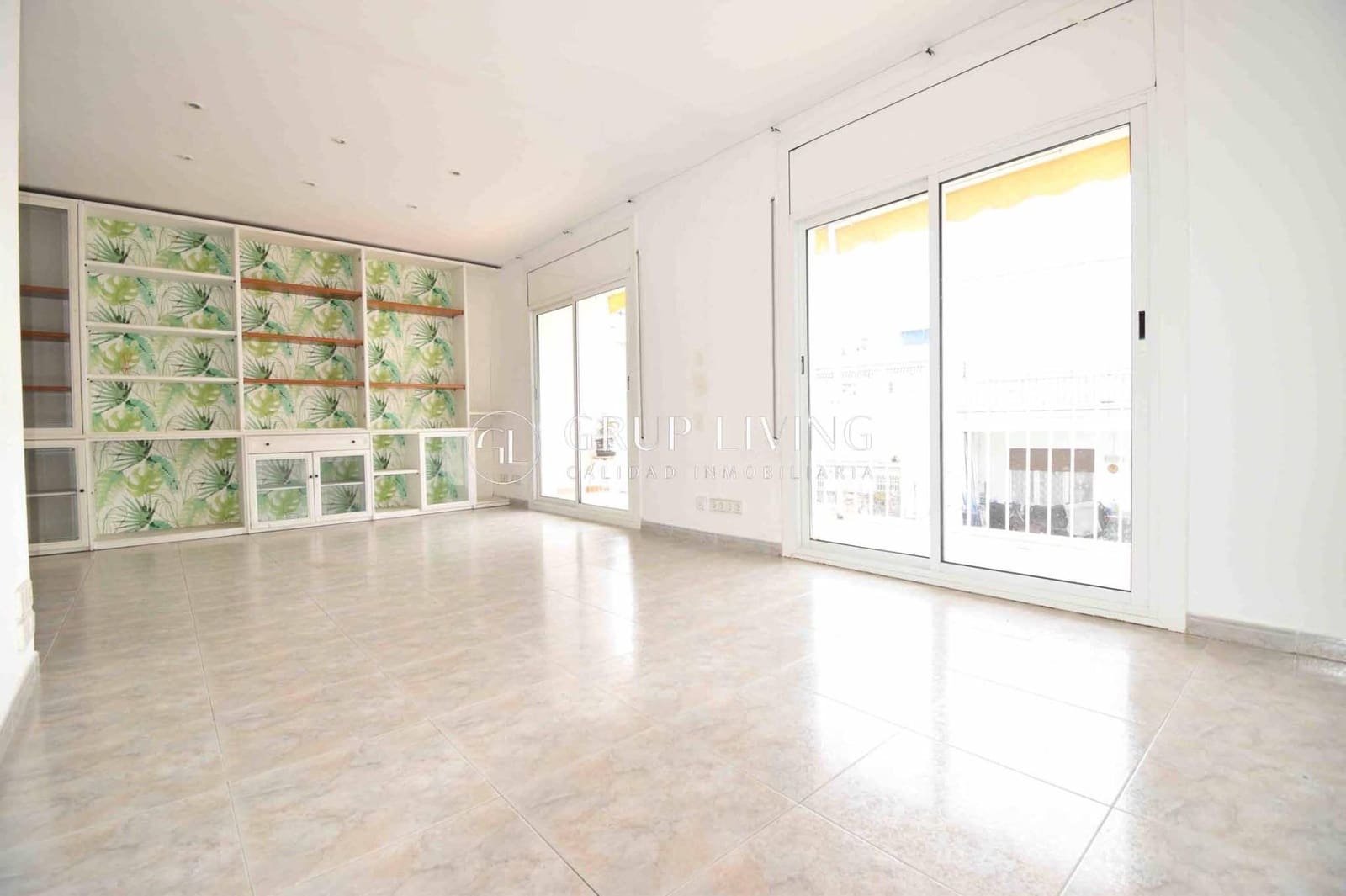 2 slaapkamer Flat te koop in Sitges - € 295.000 (Ref: 9825373)