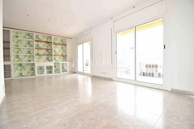 Piso de 2 habitaciones en Sitges en venta - 295.000 € (Ref: 9825373)