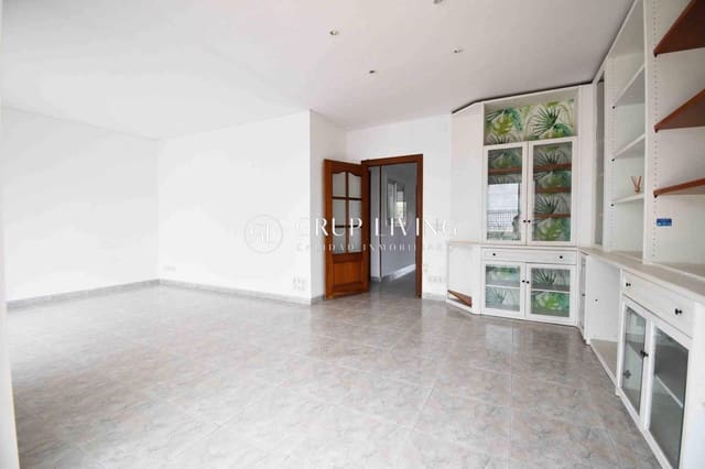 Piso de 2 habitaciones en Sitges en venta - 295.000 € (Ref: 9825373)